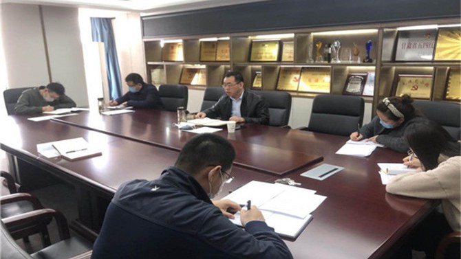 黨群工作部傳達(dá)學(xué)習(xí)公司一屆二次職代會、 經(jīng)營工作會會議精神