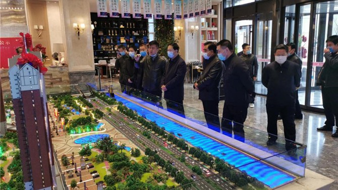 市、區(qū)領(lǐng)導(dǎo)蒞臨百酈灣視察項目小學(xué)建設(shè)情況