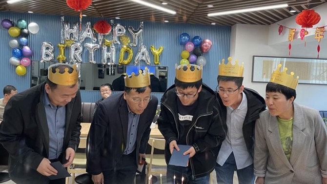時光荏苒，成長置業(yè)相伴